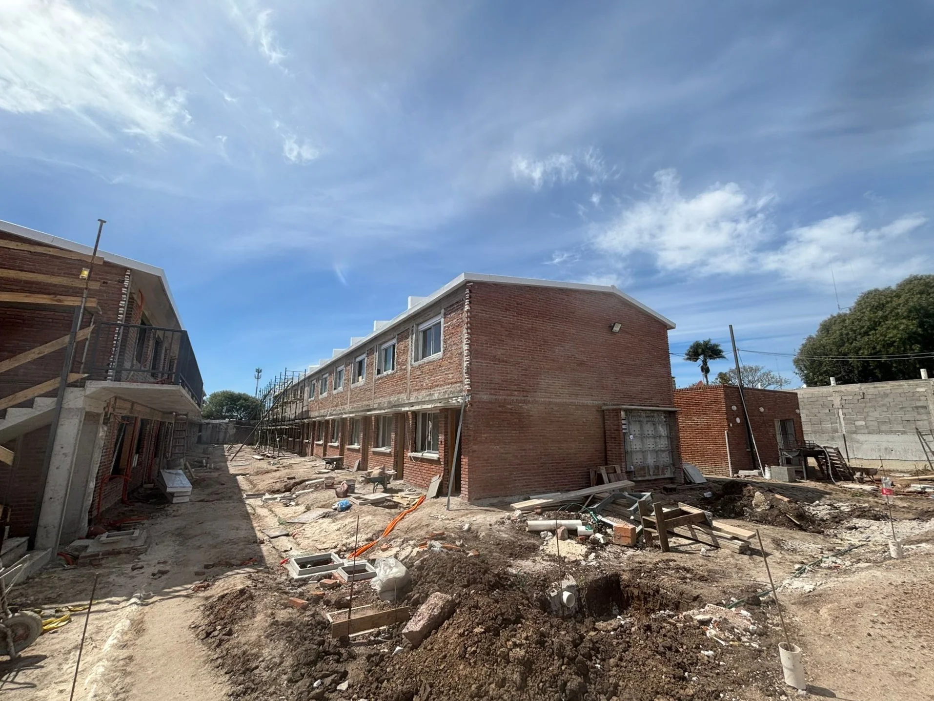 Obra en isopanel para la Cooperativa Tobatí, Uruguay