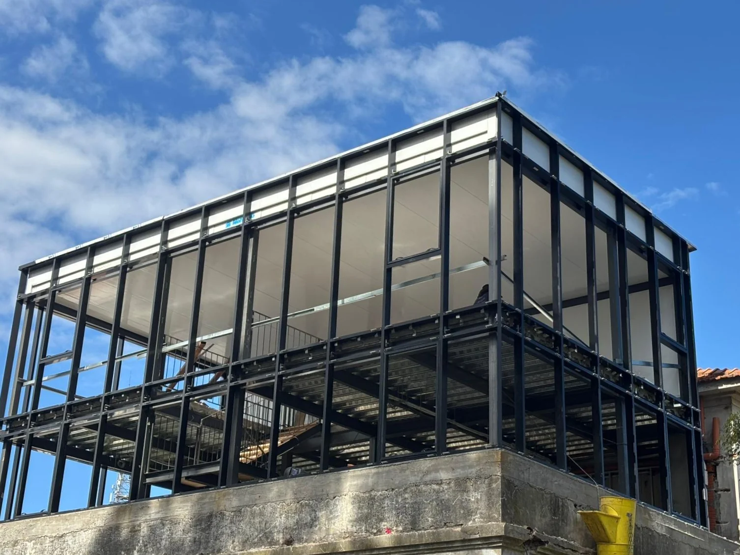 Obra en isopanel para Ebital, realizada por Isopanel Uruguay