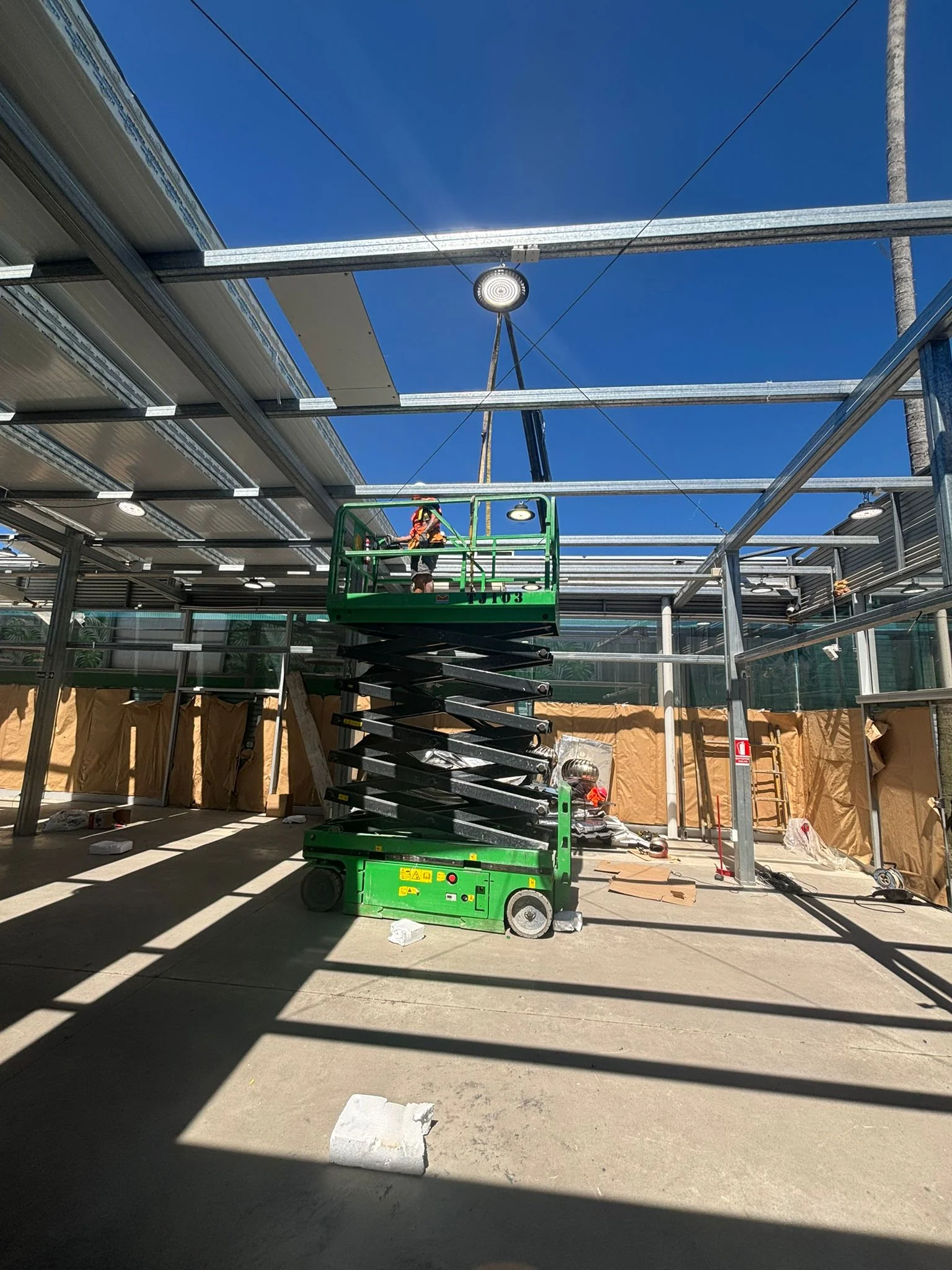 Obra en isopanel para El Clon, realizada por Isopanel Uruguay